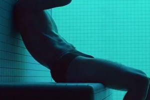 穿这么性感！杰伦-格林此前为CK拍摄内衣写真，这身材如何？🙊